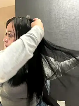 Emily Rivers  online show from 11-07-25, 01:15