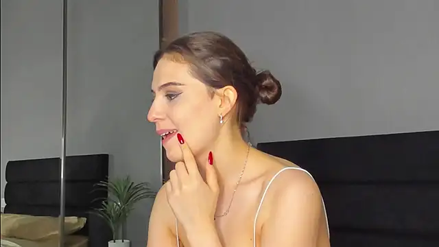 Forever Smiler online show from 09-27-25, 09:04