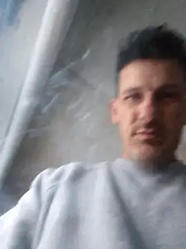 Snapshot of jayjy0303 chatting on 02-05-26, 10:05 jayjy0303 online show from 02-05-26, 10:05