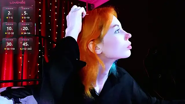 Kiara Dream online show from 07-12-26, 08:09