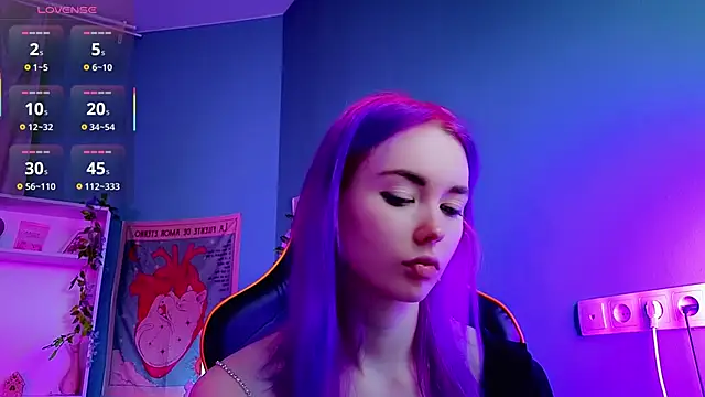 Kiara Dream online show from 10-11-25, 09:05