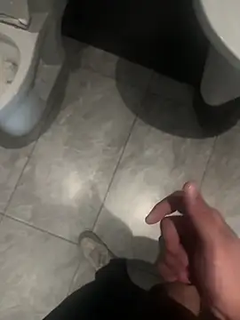 Snapshot of Spartacus514 chatting on 09-10-25, 06:18 Spartacus514 online show from 09-10-25, 06:18