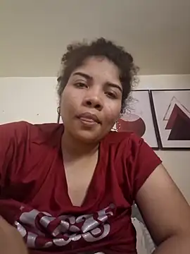 Snapshot of madelene chatting on 01-25-25, 04:45 madelene online show from 01-25-25, 04:45