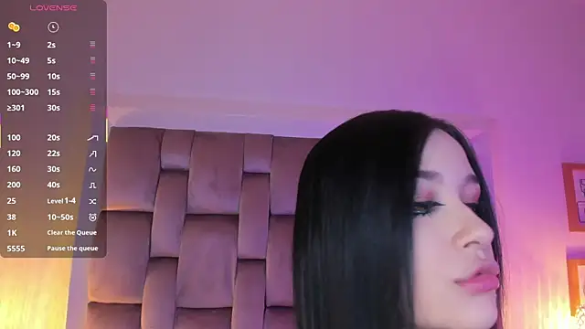 Dannika07 online show from 11-22-25, 03:27