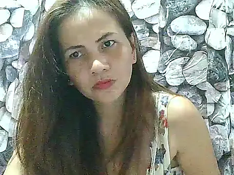 Snapshot of Urwildestangelfire_19 chatting on 05-05-26, 01:41 Urwildestangelfire 19 online show from 05-05-26, 01:41
