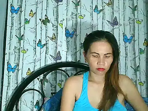 Snapshot of Urwildestangelfire_19 chatting on 10-23-25, 12:53 Urwildestangelfire 19 online show from 10-23-25, 12:53
