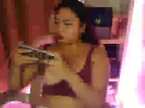 Snapshot of Annafoxy2xx chatting on 05-06-26, 03:27 Annafoxy2xx online show from 05-06-26, 03:27