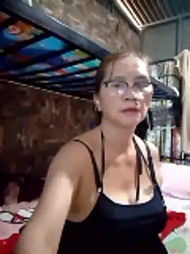 SexyHottMom online show from 05-17-26, 01:38