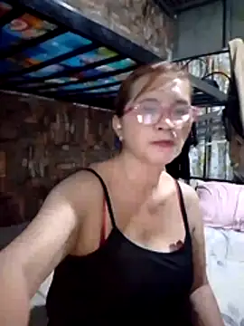 SexyHottMom online show from 05-13-26, 02:02
