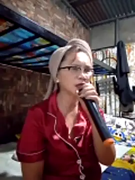 SexyHottMom online show from 04-19-26, 11:44