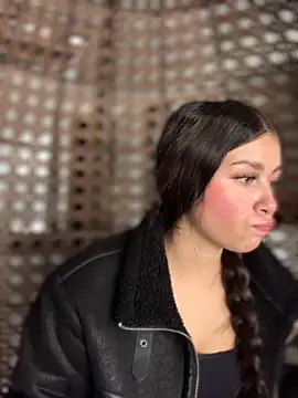 Linda LS online show from 10-08-25, 01:56