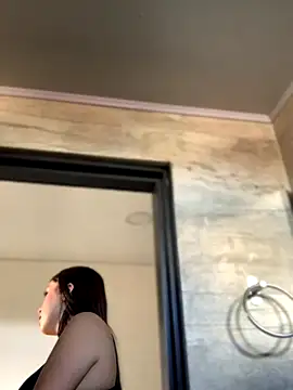 Linda LS online show from 09-25-25, 02:01