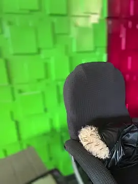 Linda LS online show from 02-23-26, 06:41