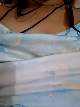Queen Nora online show from 05-24-26, 11:43