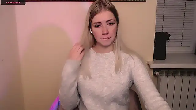 AliceHotty  online show from 10-23-25, 06:34