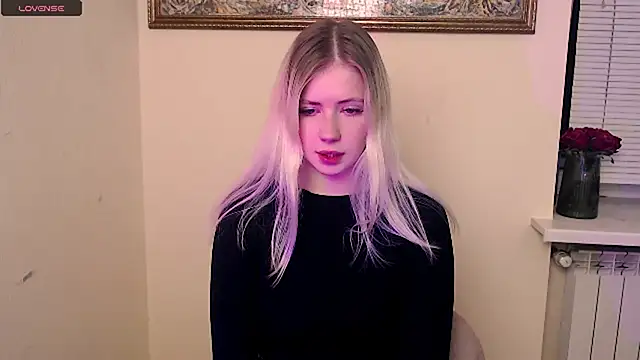 AliceHotty  online show from 10-02-25, 07:34