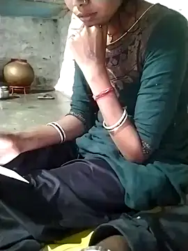 Snapshot of sunitabhabhi01544 chatting on 10-24-25, 06:12 sunitabhabhi01544 online show from 10-24-25, 06:12