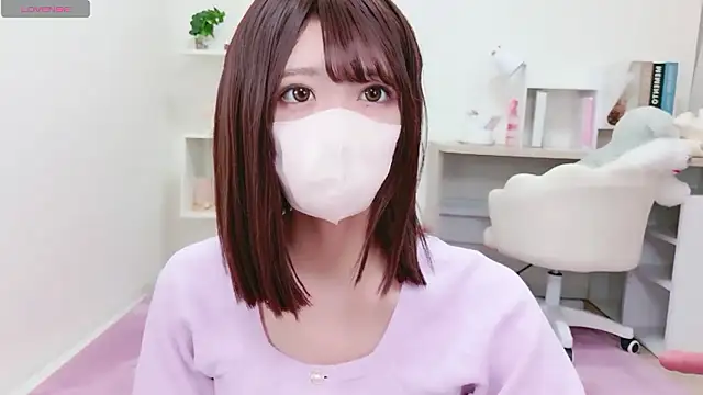 Reina Fcup online show from 03-26-26, 04:44