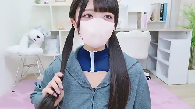 Reina Fcup online show from 09-19-25, 10:41