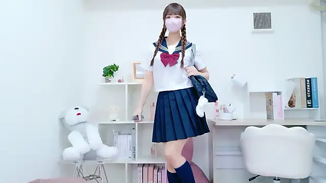 Reina Fcup online show from 11-21-25, 09:52