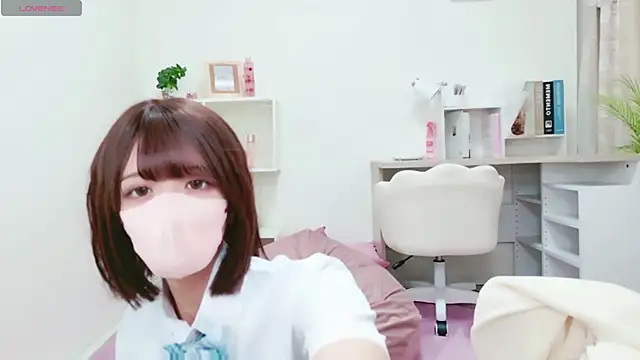 Reina Fcup online show from 05-16-26, 09:19