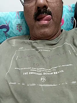 moonflower25 online show from 02-19-26, 05:54