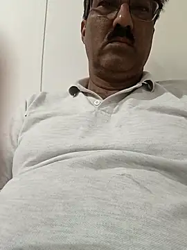 moonflower25 online show from 10-24-25, 06:45