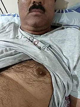 moonflower25 online show from 10-28-25, 05:34