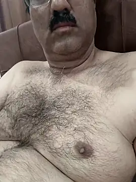 moonflower25 online show from 12-20-25, 03:20