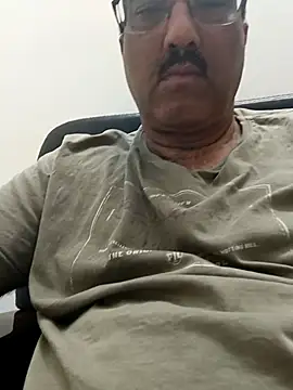 moonflower25 online show from 02-11-26, 05:13