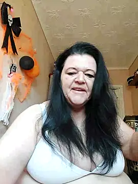 BlacReign online show from 10-31-25, 12:35