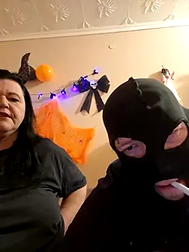 BlacReign online show from 10-17-25, 07:04