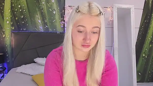 HollyTailors online show from 02-05-26, 06:20