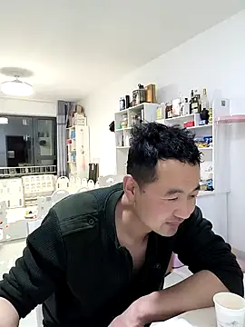 huanhuanaaaaa online show from 04-08-26, 12:17