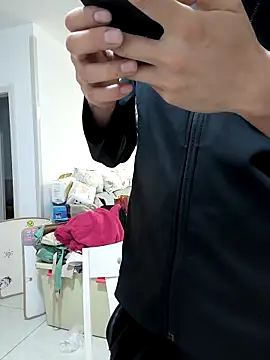 huanhuanaaaaa online show from 04-13-26, 01:09