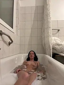 Emilia Mausi online show from 03-27-26, 09:05