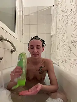 Emilia Mausi online show from 03-08-26, 08:12