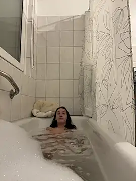 Emilia Mausi online show from 02-07-26, 07:22