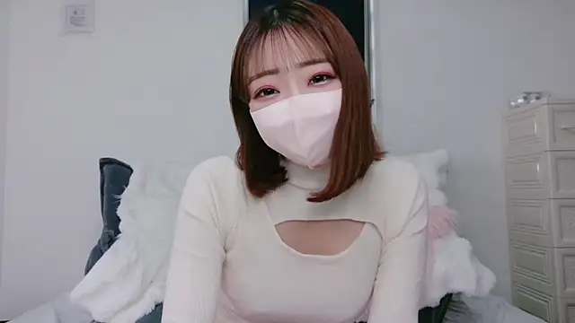 Snapshot of Rina_72 chatting on 11-05-25, 05:21 Rina 72 online show from 11-05-25, 05:21