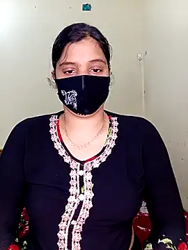 Rose-luckey online show from 01-13-26, 01:26