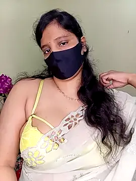 Rose-luckey online show from 05-03-26, 01:58