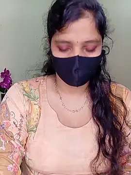 Rose-luckey online show from 05-26-26, 02:04