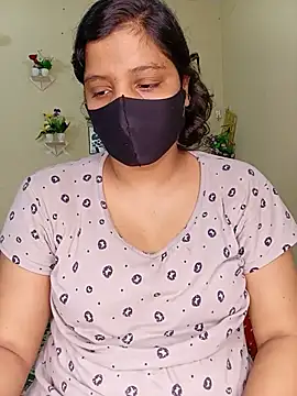 Rose-luckey online show from 07-19-26, 07:50