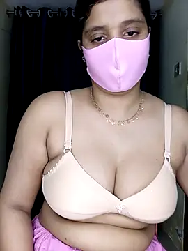 Rose-luckey online show from 03-05-26, 06:15