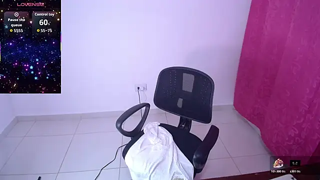 Snapshot of alice_shyness chatting on 10-23-25, 03:49 alice shyness online show from 10-23-25, 03:49