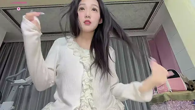 Yaya--728 online show from 04-01-26, 12:06