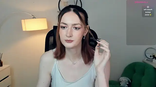 EasterBlink online show from 11-20-25, 10:49