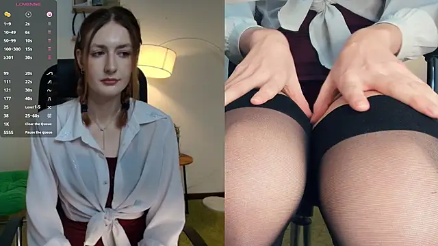 Snapshot of EasterBlink chatting on 03-01-26, 01:22 EasterBlink online show from 03-01-26, 01:22