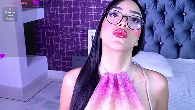 lissafeniix  online show from 09-18-25, 10:18