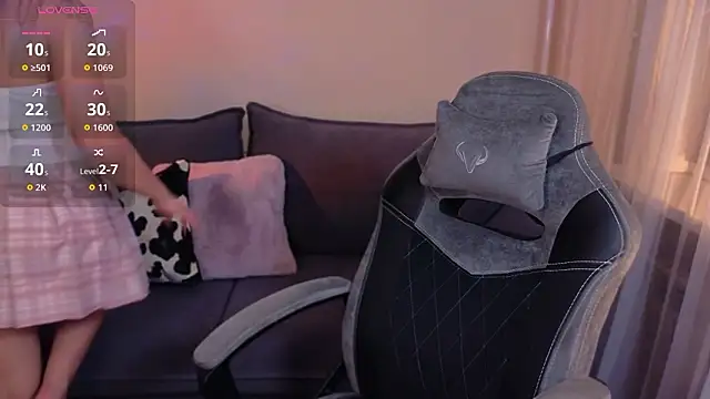 CarolineGuthrie online show from 03-19-26, 03:01